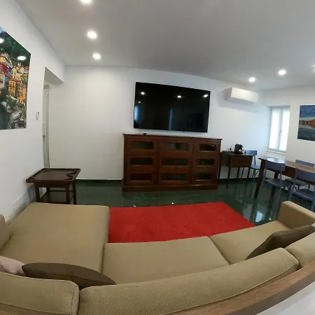 La Casa Sul 2 *